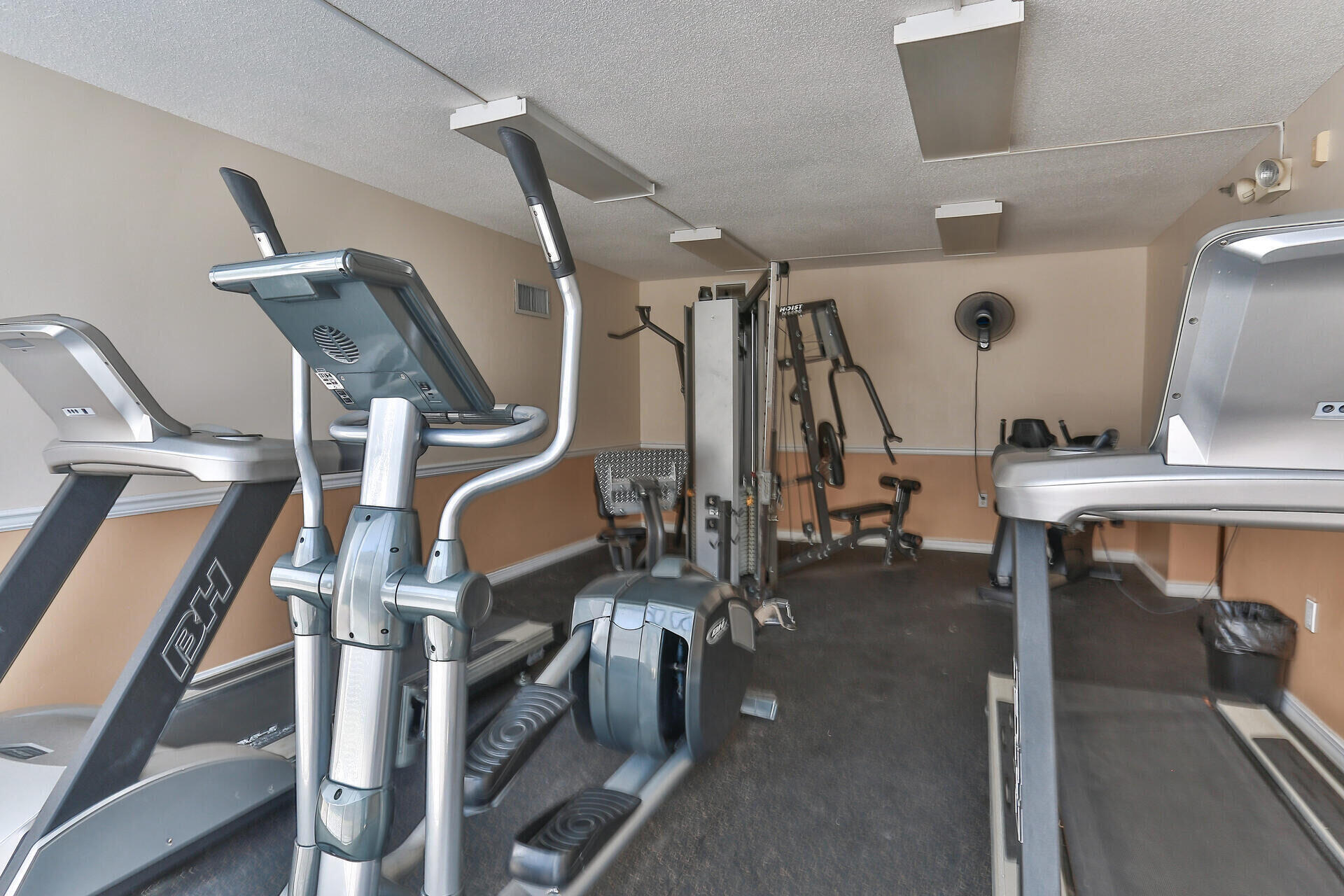 520 Santa Rosa Boulevard, Unit 111 Fort Walton Beach, FL 32548 - Photo 11 of 38 a view of a room with gym equipment
