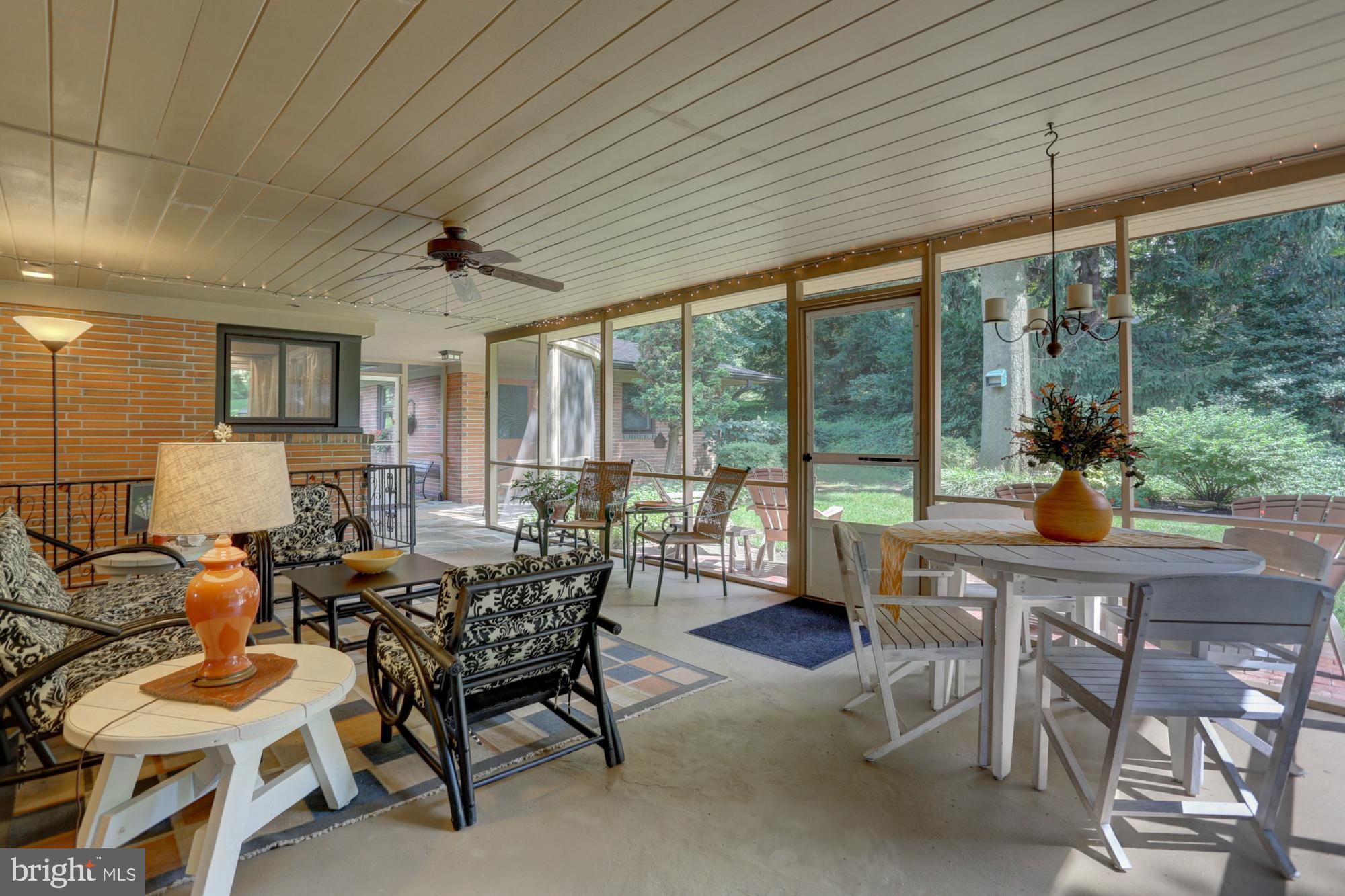 383 Arbor Road Lancaster, PA 17601 - Photo 5 of 32 Gallery Image 5