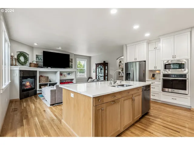 $743,000 | 791 Tukwila Drive, Woodburn, OR 97071