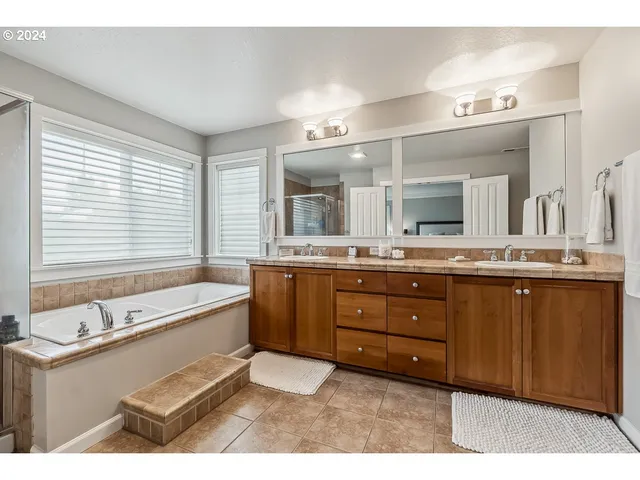 $743,000 | 791 Tukwila Drive, Woodburn, OR 97071