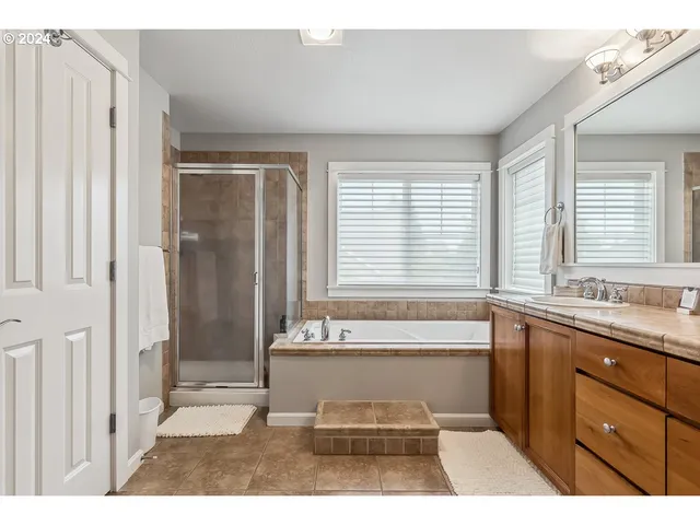 $743,000 | 791 Tukwila Drive, Woodburn, OR 97071