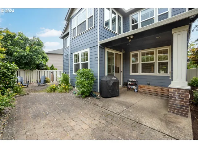 $743,000 | 791 Tukwila Drive, Woodburn, OR 97071