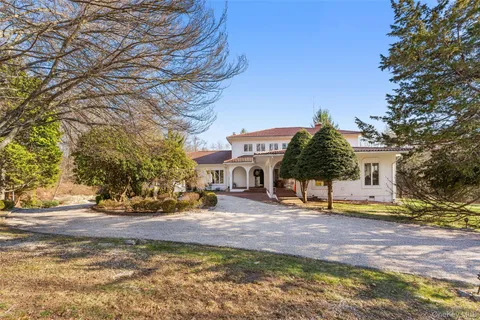 $2,699,000 | 105 Cross Pond Road, Pound Ridge, NY 10576