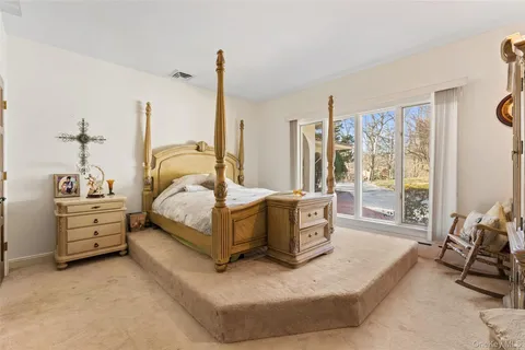 $2,699,000 | 105 Cross Pond Road, Pound Ridge, NY 10576