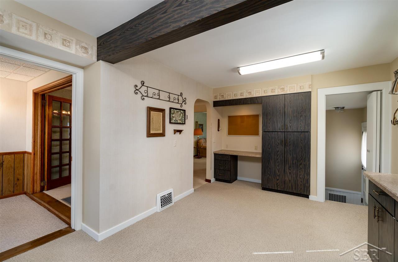 822 Shattuck Road Saginaw, MI 48604 - Photo 8 of 28 50053702-8.JPG