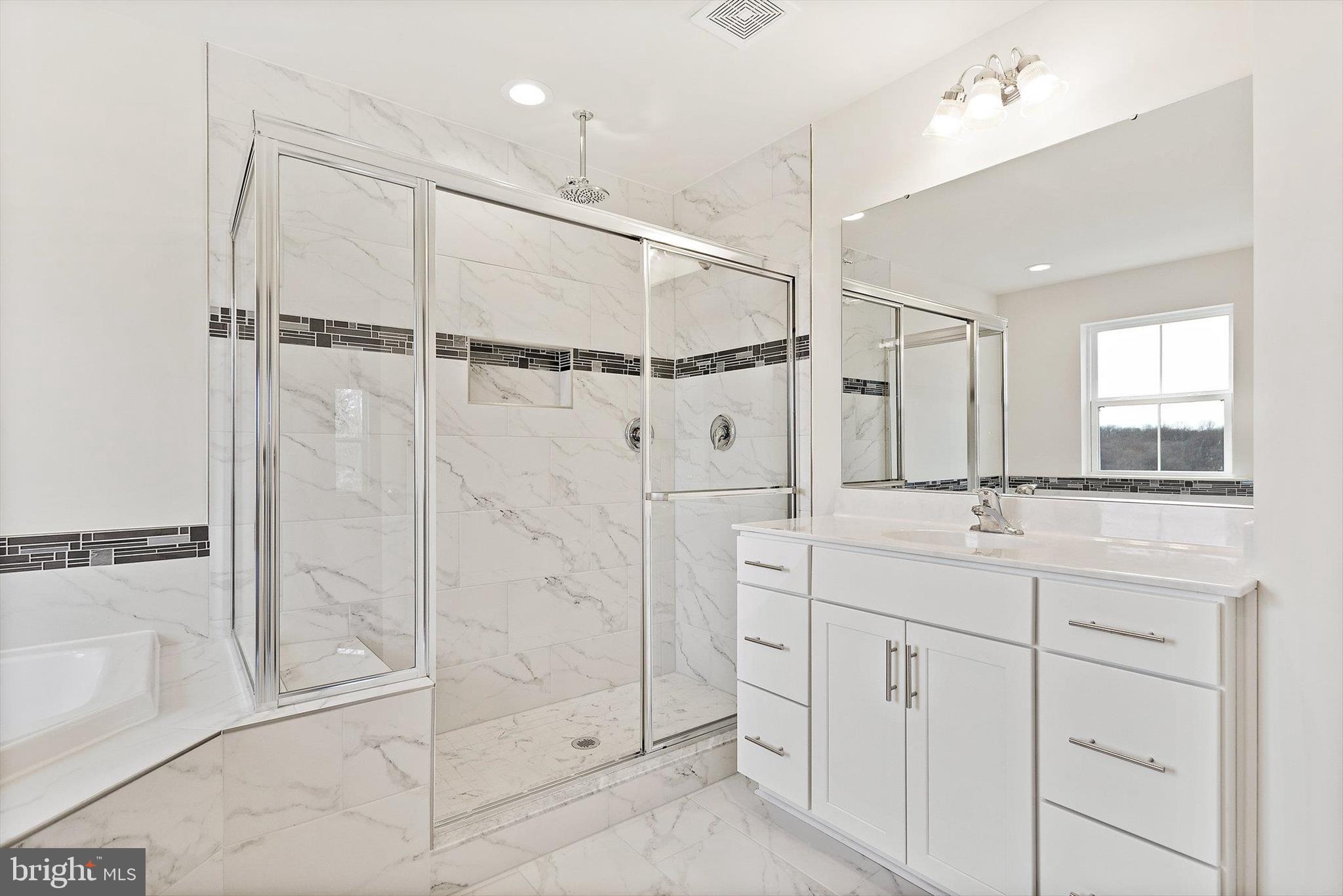 854 Imperial Road Arnold, MD 21012 - Photo 9 of 26 Primary Bath