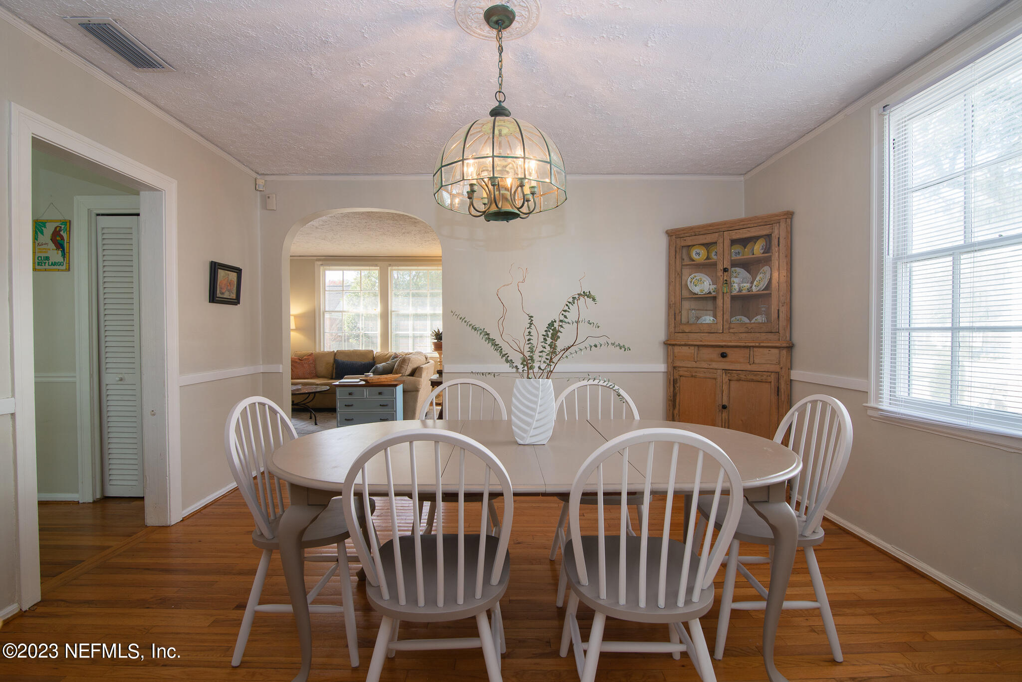 1007 South Shores Road Jacksonville, FL 32207 - Photo 6 of 14 Giant dining room!