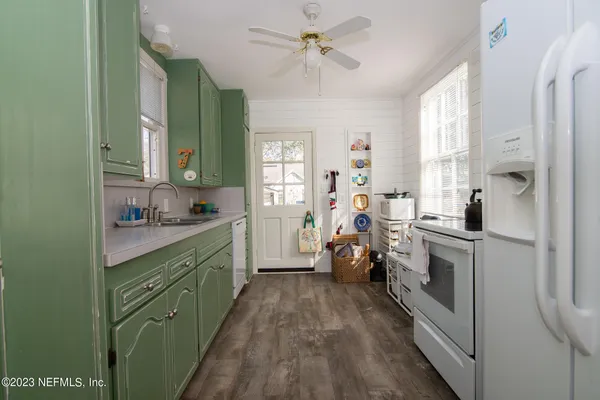 $1,995 | 1007 South Shores Road, Jacksonville, FL 32207