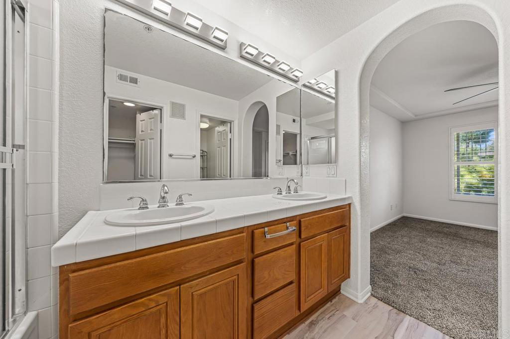 2842 Farragut Road, Unit 130 San Diego, CA 92106 - Photo 16 of 28