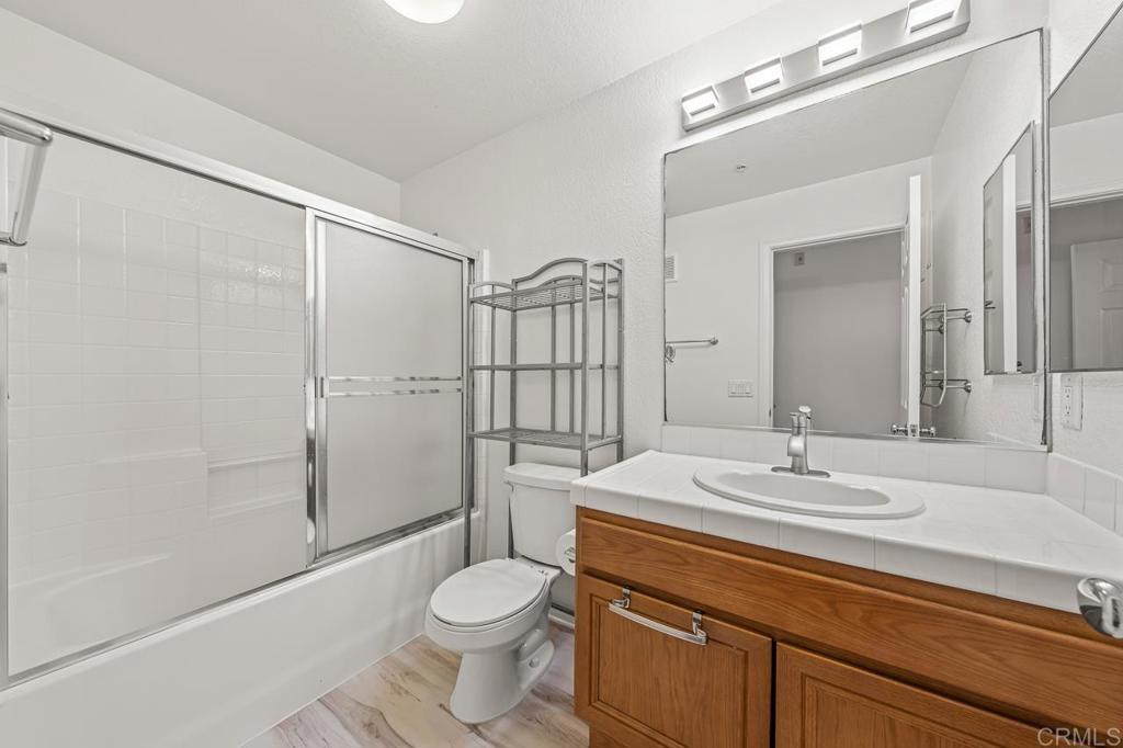 2842 Farragut Road, Unit 130 San Diego, CA 92106 - Photo 18 of 28