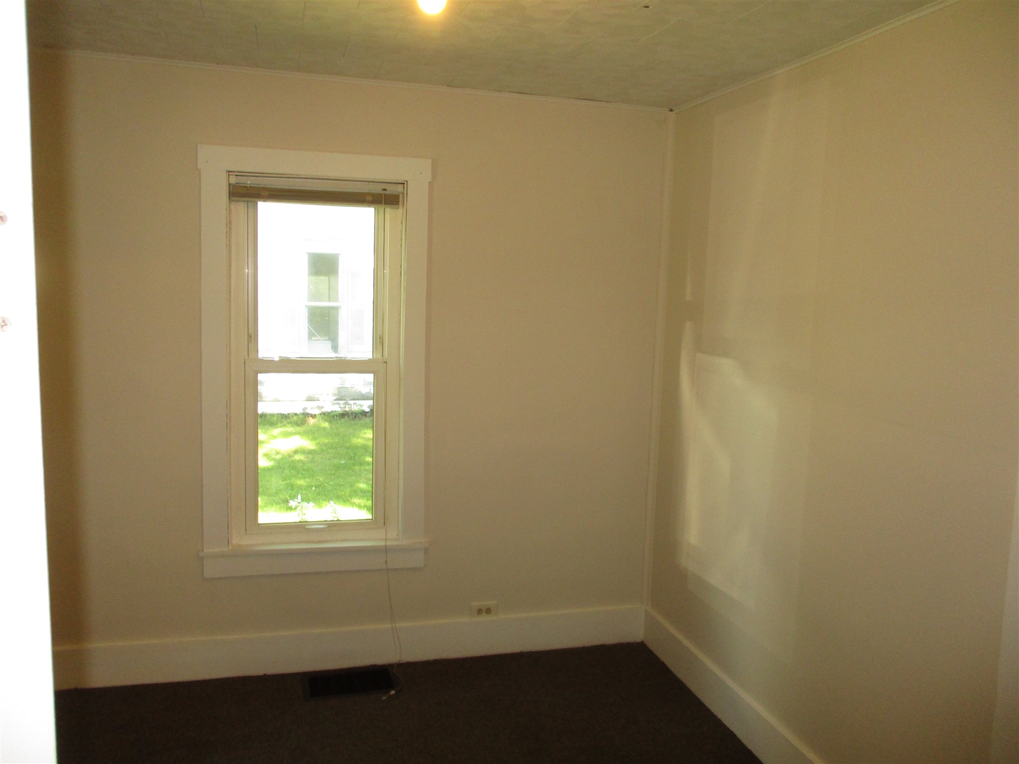 935 Park Street Rochester, IN 46975 - Photo 9 of 12 Gallery Image 9