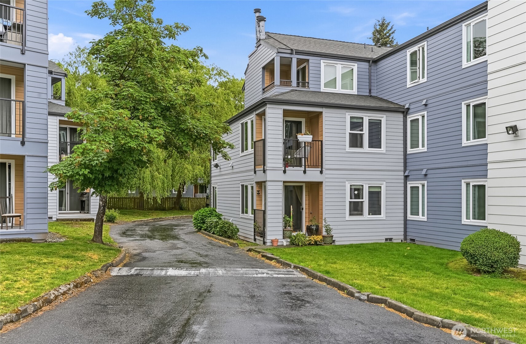 20330 Bothell Everett Highway, Unit C201 Bothell, WA 98012 - Photo 24 of 26