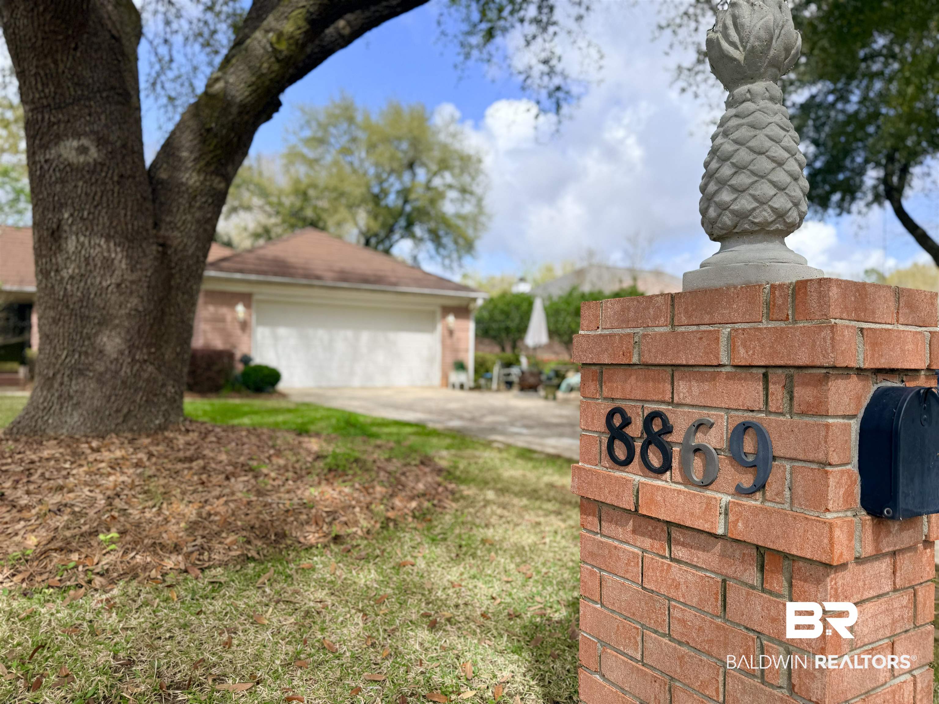8869 Lea Brook Street Fairhope, AL 36532 - Photo 2 of 50