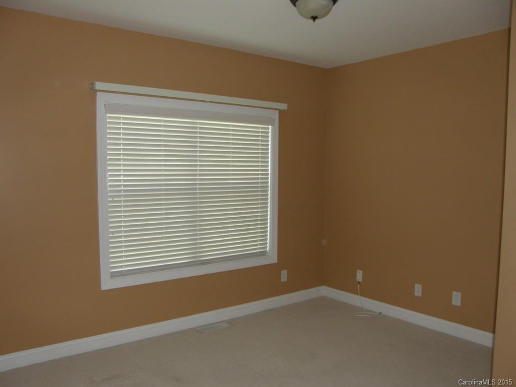 1516 Copperplate Road Charlotte, NC 28262 - Photo 6 of 22 Gallery Image 6