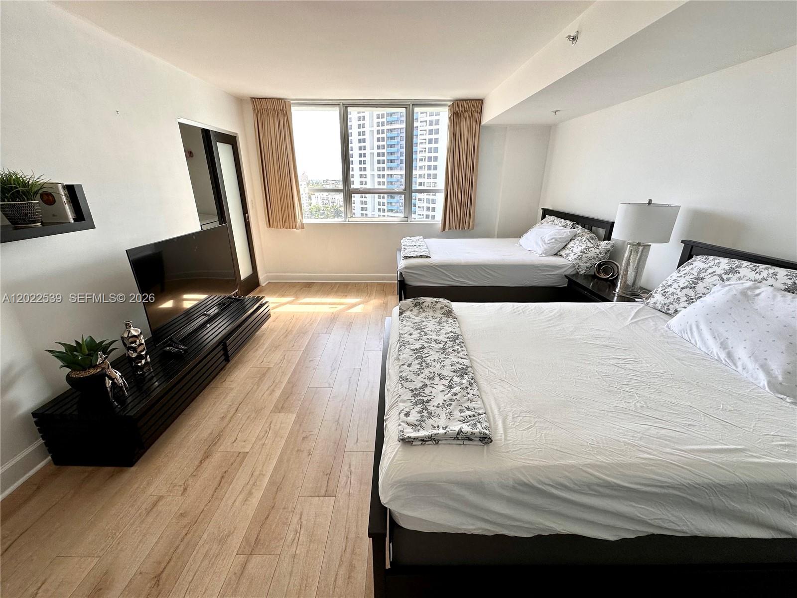 1500 Bay Road, Unit 1114S Miami Beach, FL 33139 - Photo 14 of 29