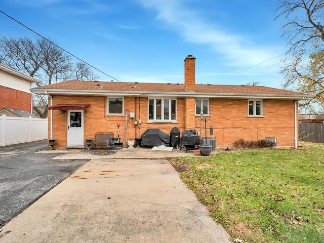 $342,499 | 6819 West 127th Street, Palos Heights, IL 60463