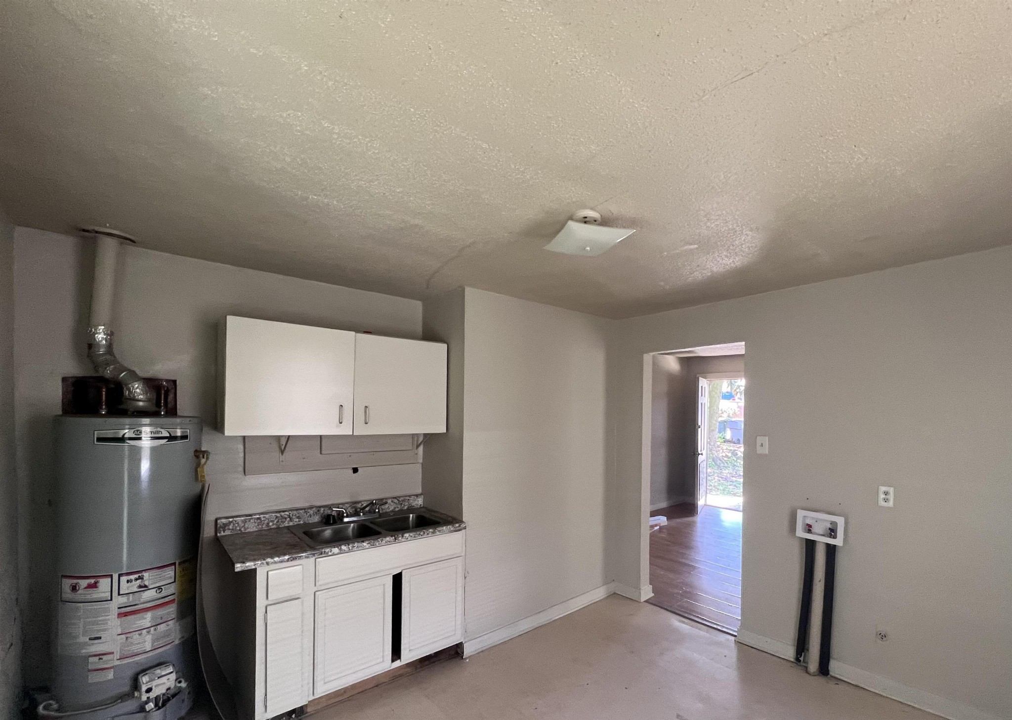 3506 Kendrick Road Memphis, TN 38108 - Photo 3 of 6 Gallery Image 3