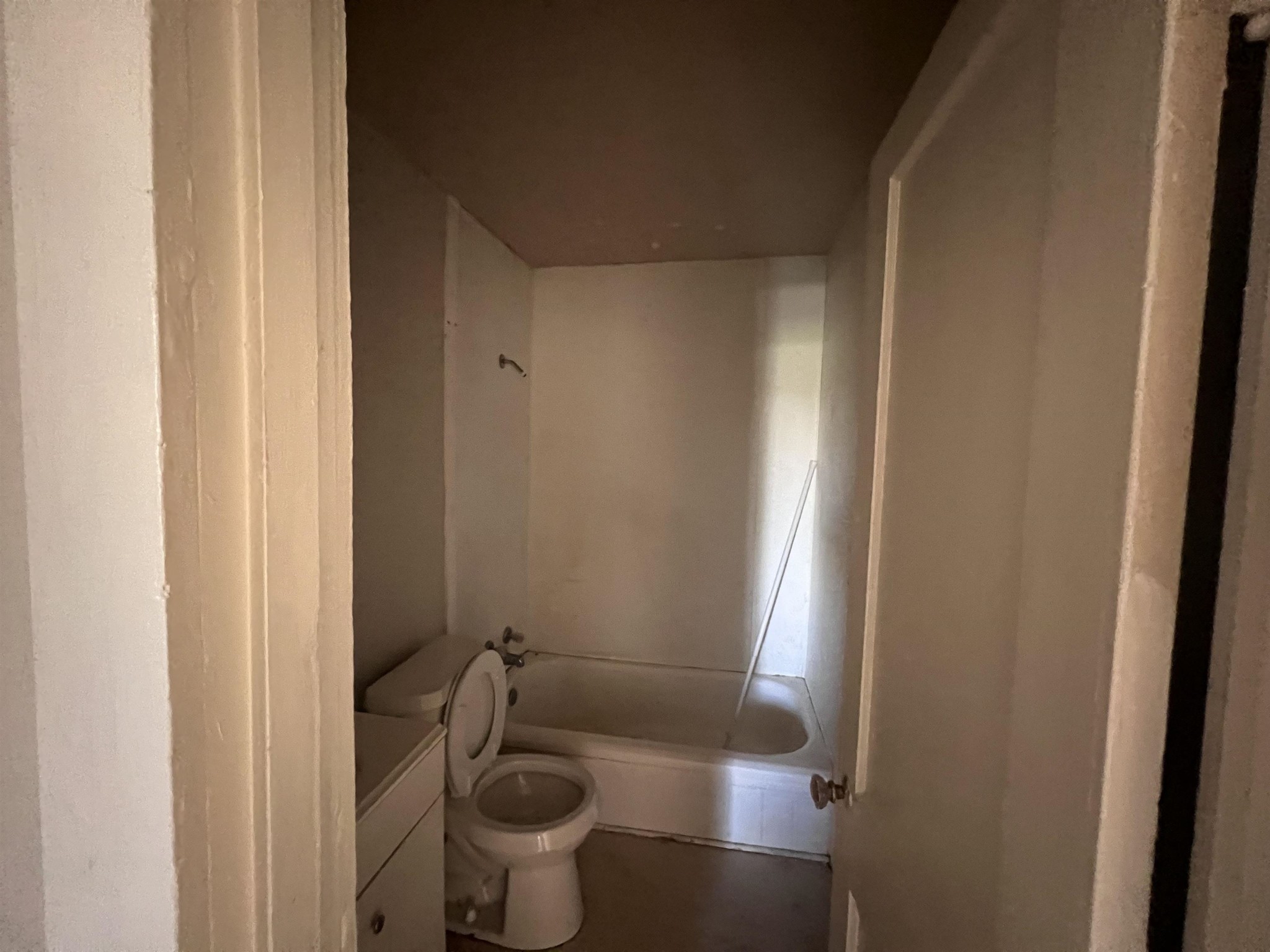 3506 Kendrick Road Memphis, TN 38108 - Photo 4 of 6 Gallery Image 4