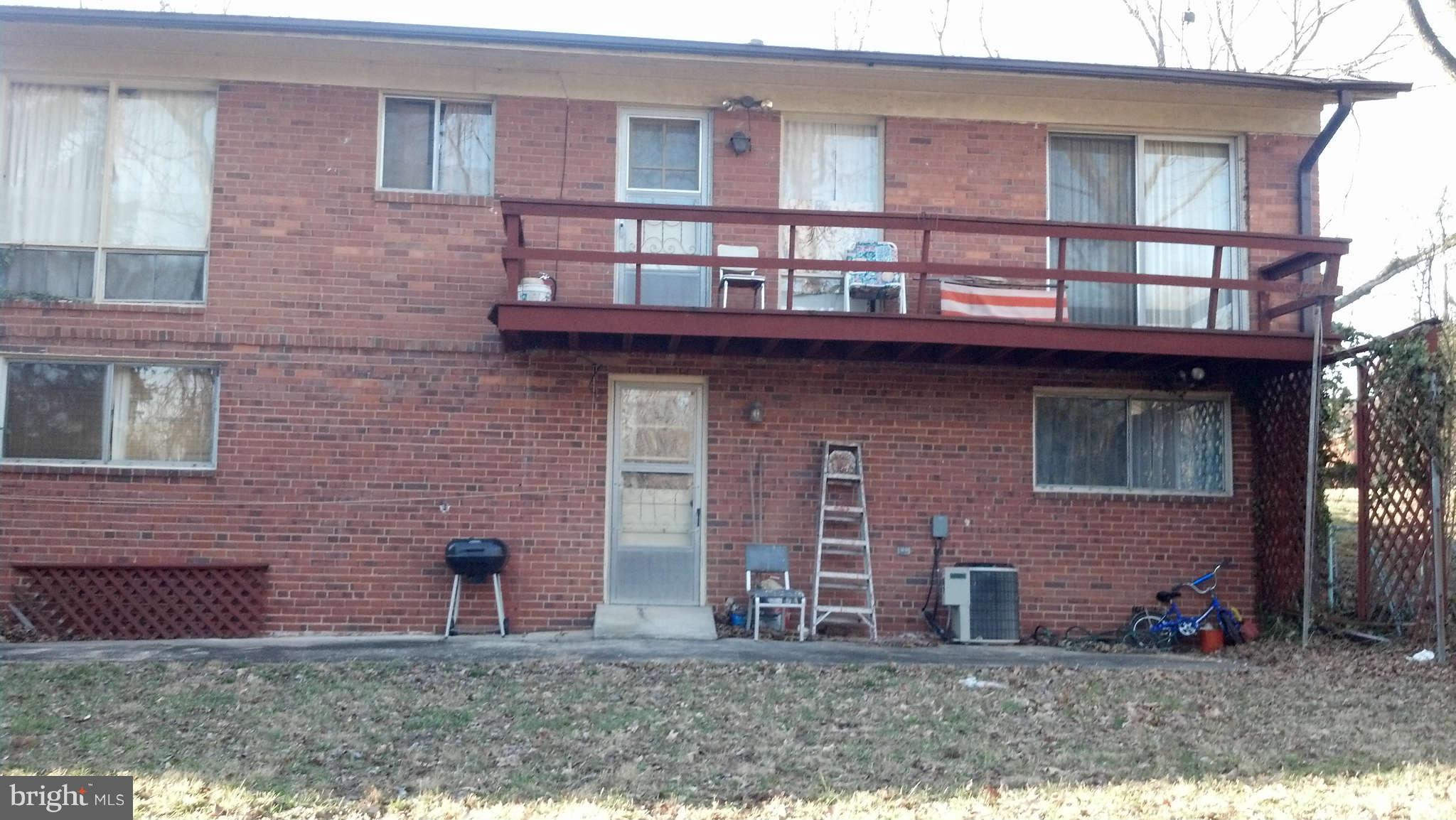 802 Caddington Avenue Silver Spring, MD 20901 - Photo 3 of 9 Exterior (Rear)