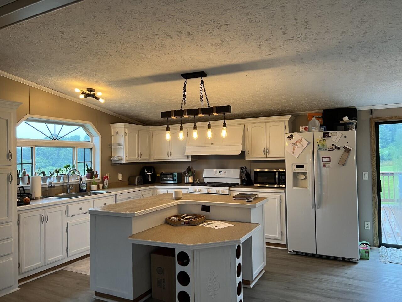 715 Clarendon Road Quincy, MI 49082 - Photo 11 of 39 thumbnail_IMG-0082