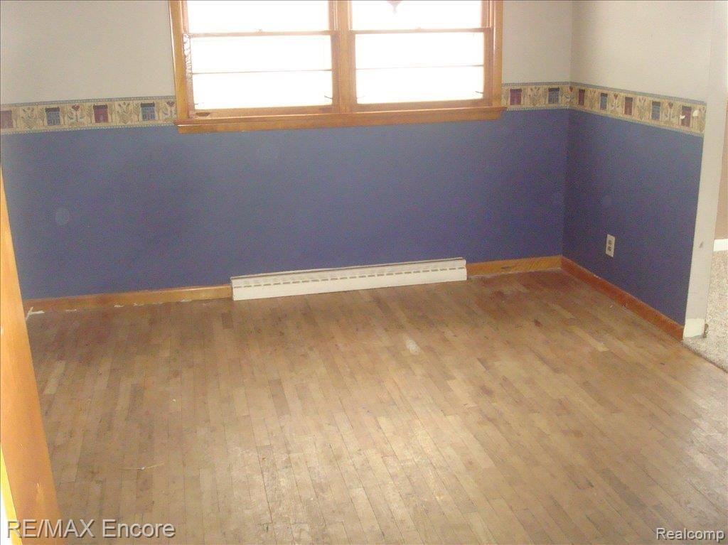 8156 Barden Road Davison, MI 48423 - Photo 4 of 5 Breakfast Nook