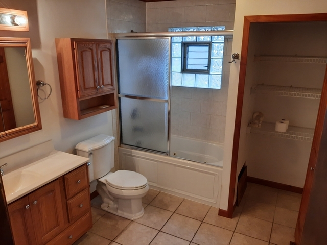 8636 Richardson Road Spring Grove, IL 60081 - Photo 13 of 31