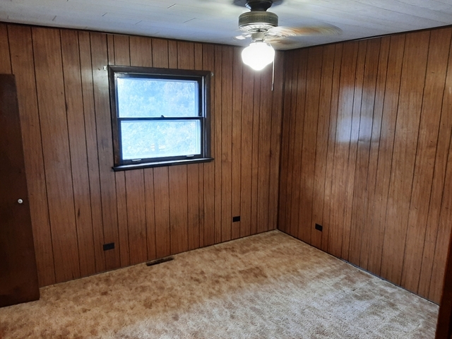 8636 Richardson Road Spring Grove, IL 60081 - Photo 14 of 31