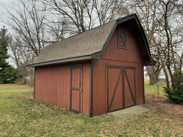 8636 Richardson Road Spring Grove, IL 60081 - Photo 4 of 31