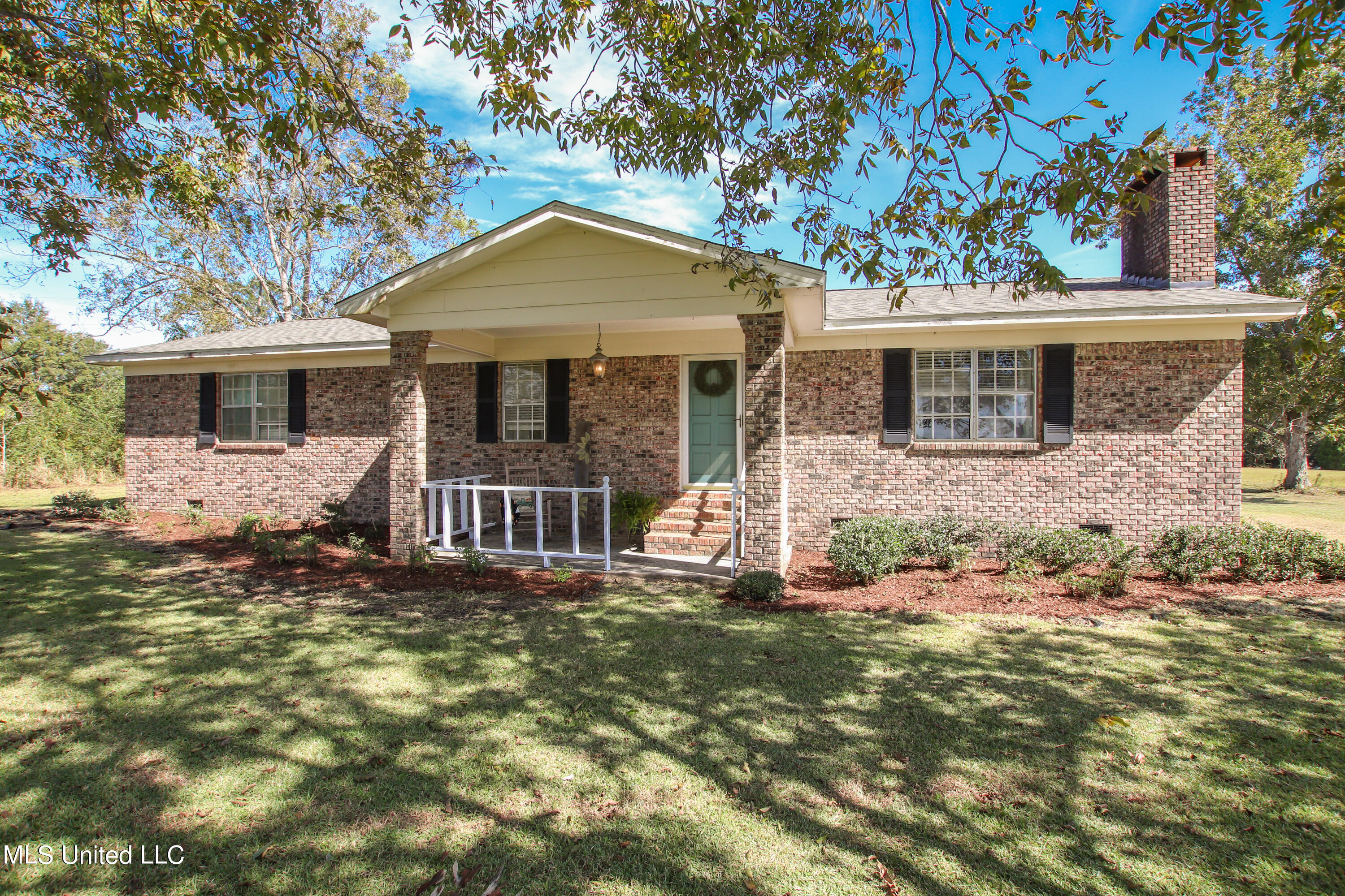 164 Jessie Smith Road Lucedale, MS 39452 - Photo 1 of 60 IMG_1764
