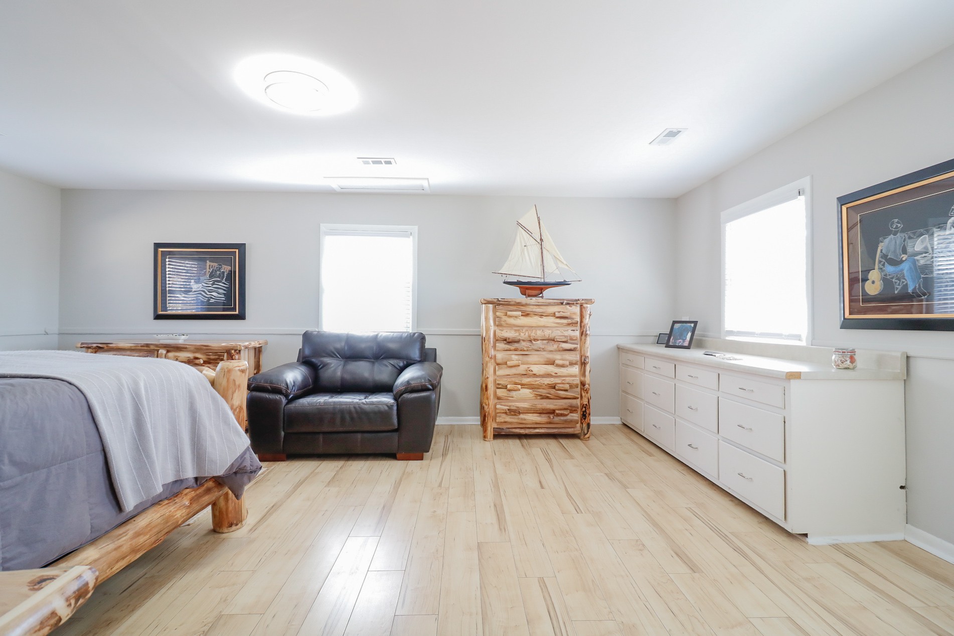 2202 Ruth Street Springfield, TN 37172 - Photo 17 of 51 a living room with furniture and painting on the wall
