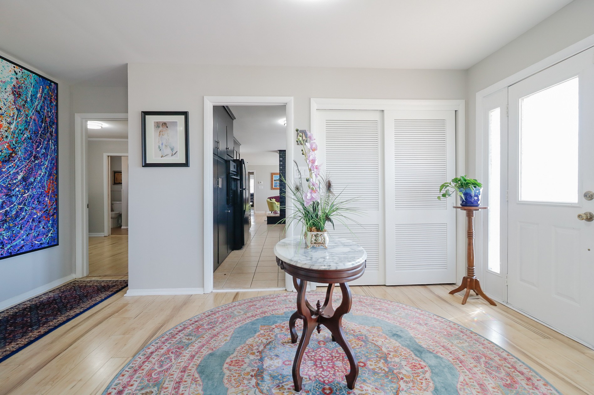 2202 Ruth Street Springfield, TN 37172 - Photo 30 of 51 a view of a livingroom with furniture and a potted plant