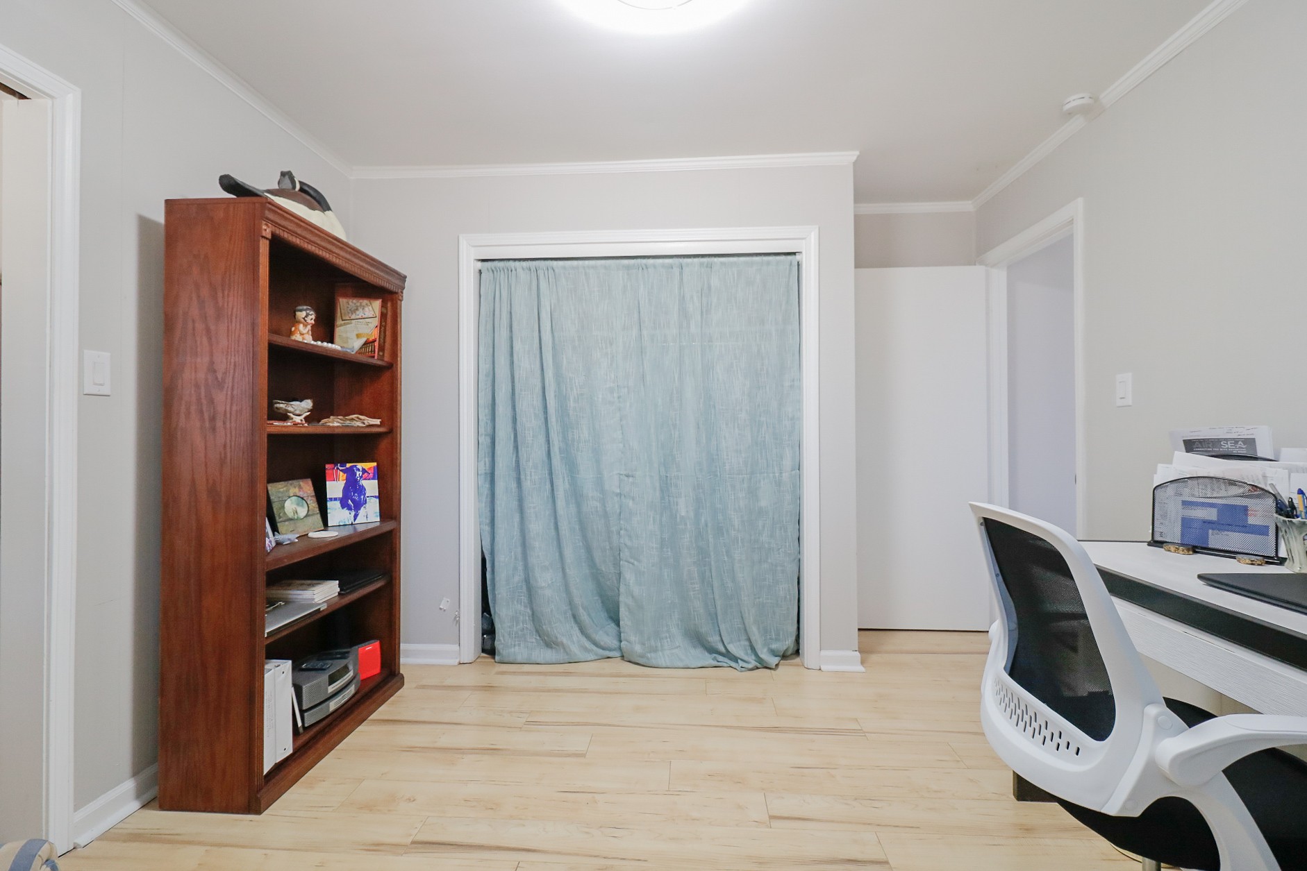 2202 Ruth Street Springfield, TN 37172 - Photo 37 of 51 a view of a livingroom with shelves