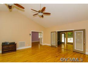 79 Vintage Road Candler, NC 28715 - Photo 6 of 24 Gallery Image 6