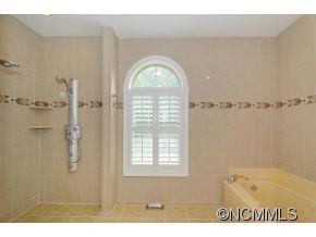 79 Vintage Road Candler, NC 28715 - Photo 10 of 24 Gallery Image 10