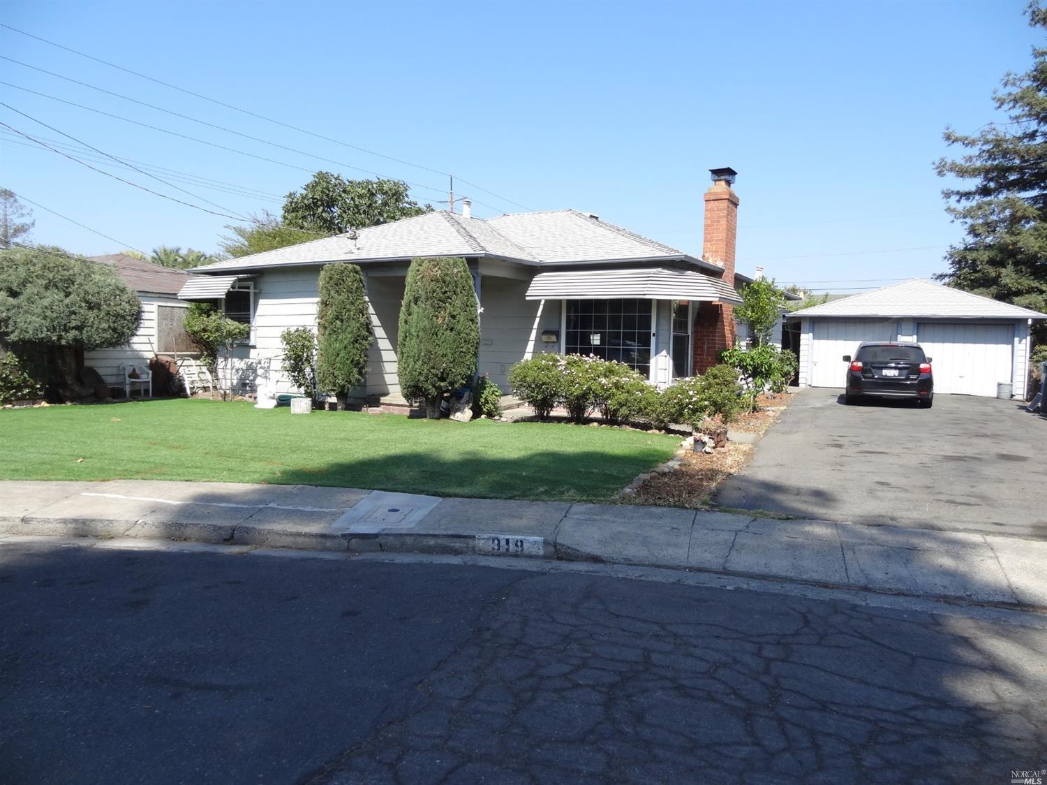 919 Georgia Street Santa Rosa, CA 95404 - Photo 1 of 1 Street View