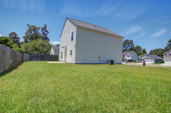 $2,195 | 138 Thistle Road, Goose Creek, SC 29445