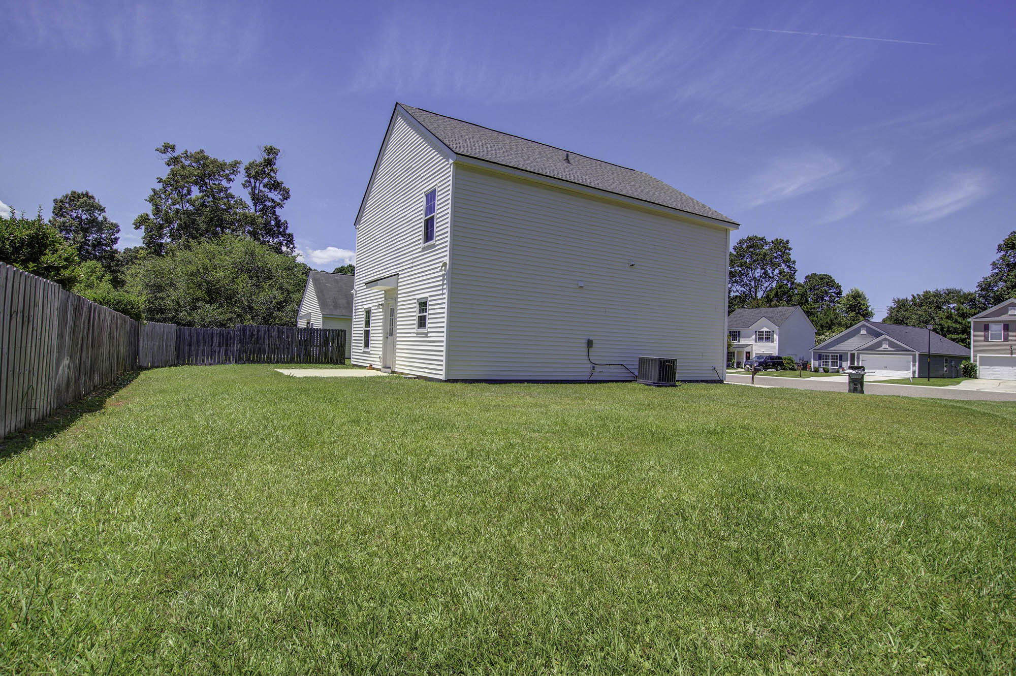 138 Thistle Road Goose Creek, SC 29445 - Photo 20 of 21 138 (27)