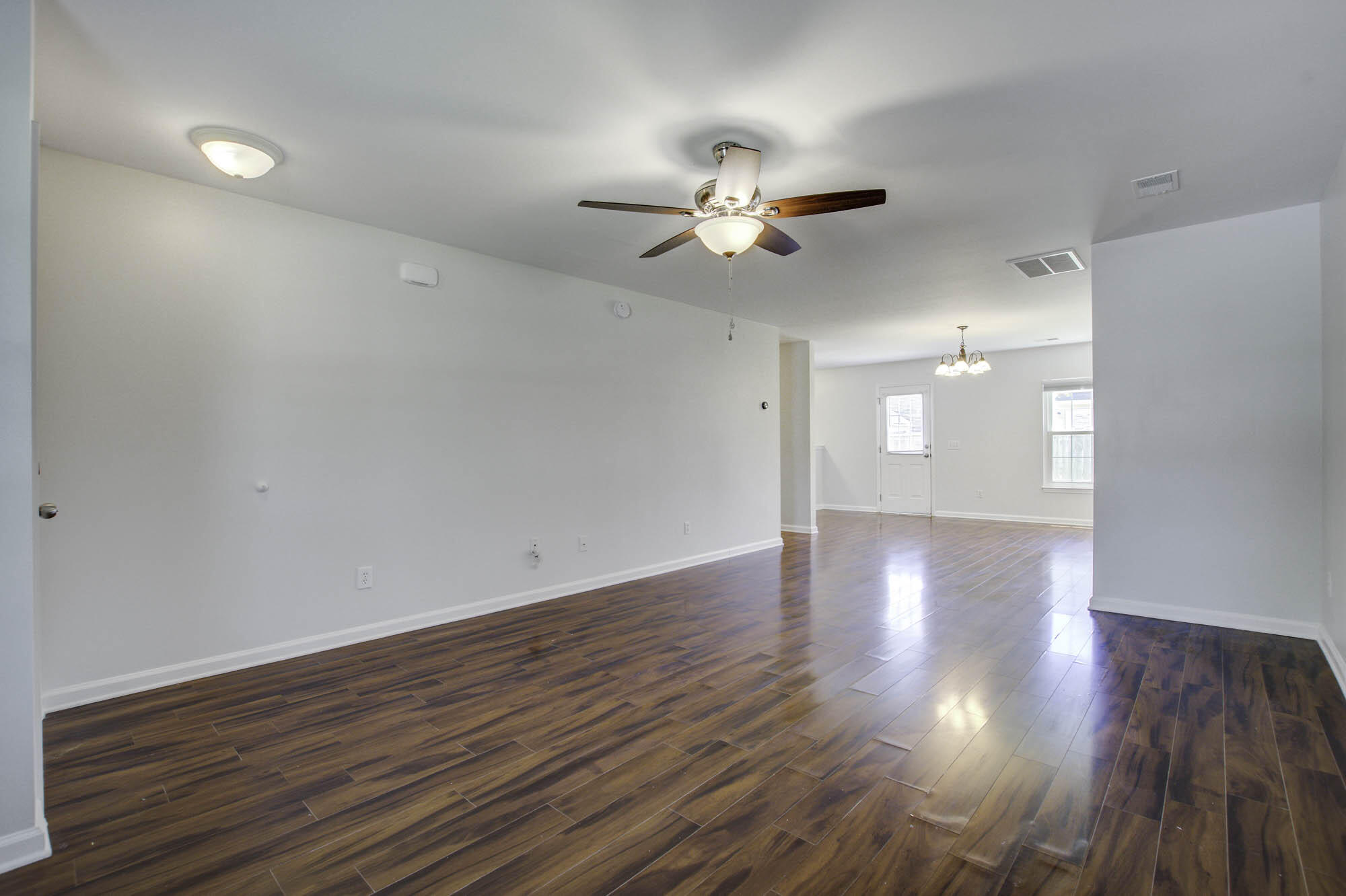 138 Thistle Road Goose Creek, SC 29445 - Photo 3 of 21 138 (5)