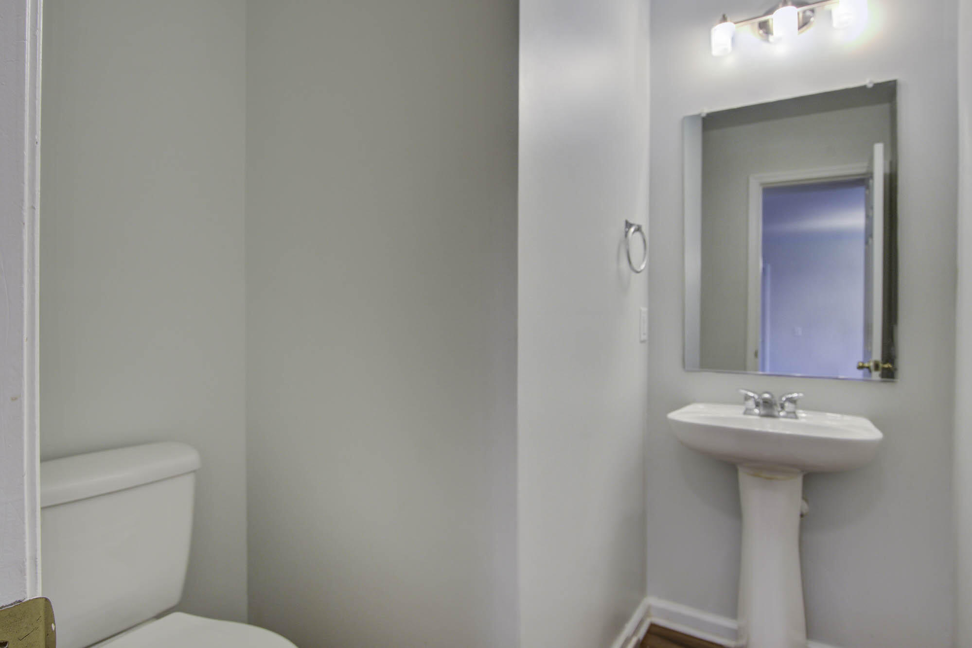 138 Thistle Road Goose Creek, SC 29445 - Photo 5 of 21 138 (7)