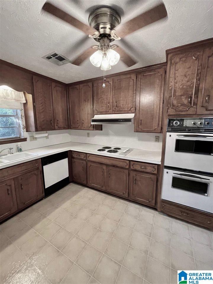 574 Larkin Lane Montgomery, AL 36109 - Photo 7 of 31