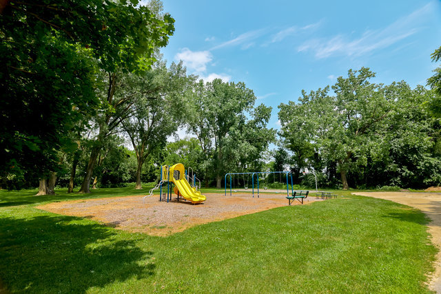 422 Pembroke Road Southwest Poplar Grove, IL 61065 - Photo 28 of 30