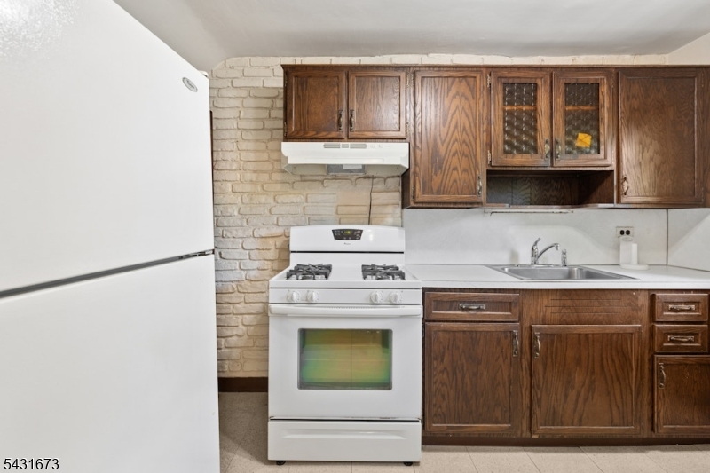 106 Gallows Hill Road Cranford, NJ 07016 - Photo 10 of 27