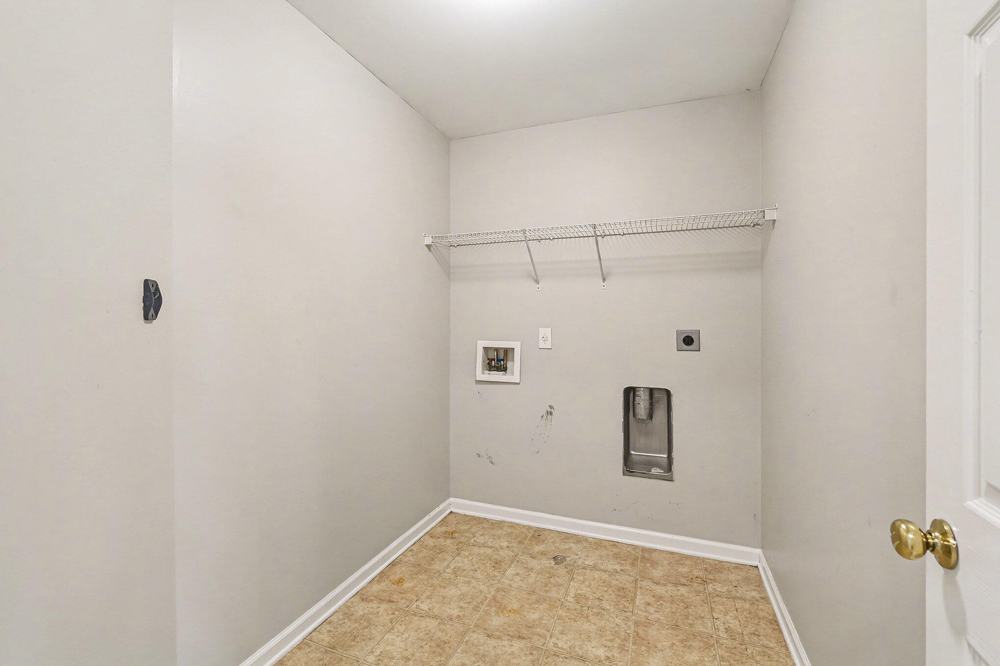 227 Sparkleberry Lane Ladson, SC 29456 - Photo 7 of 33 006_file_789