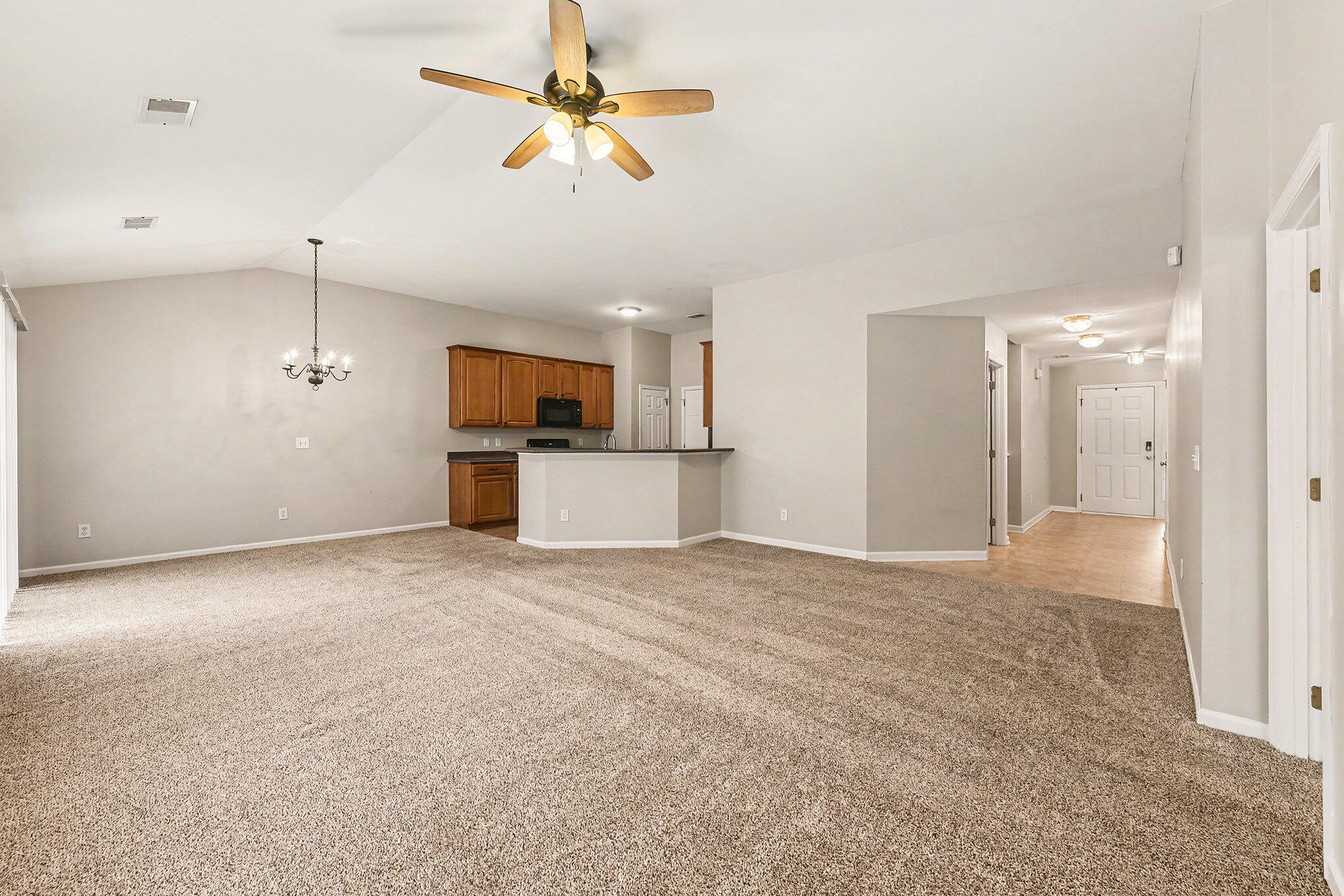 227 Sparkleberry Lane Ladson, SC 29456 - Photo 9 of 33 008_file_509