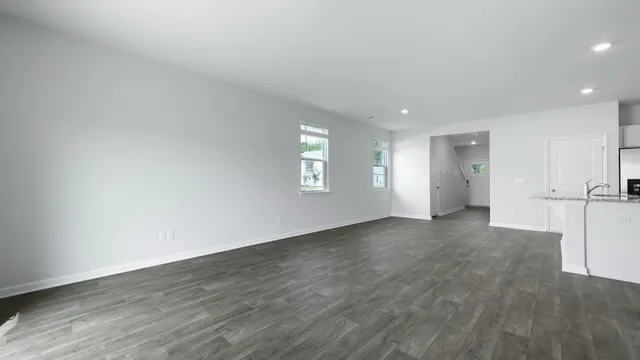 $435,900 | 301 Watersglen Drive, Summerville, SC 29486