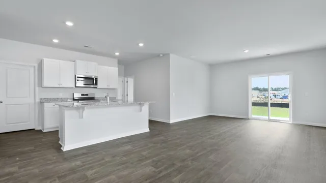 $435,900 | 301 Watersglen Drive, Summerville, SC 29486