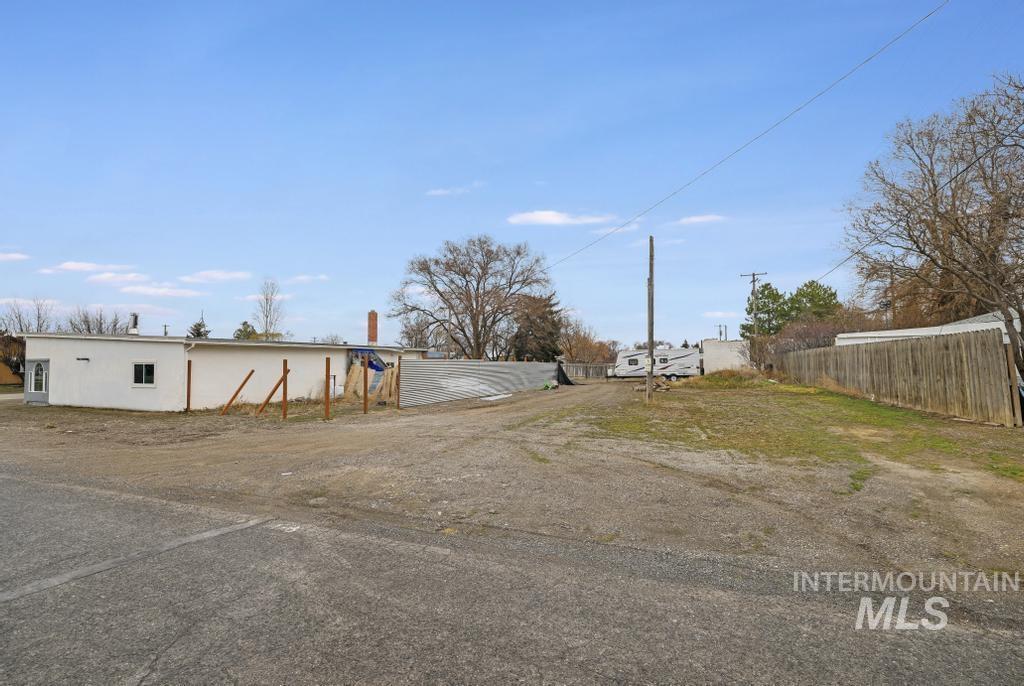315 Wilson Street Eden, ID 83325 - Photo 2 of 30 View of asphalt driveway