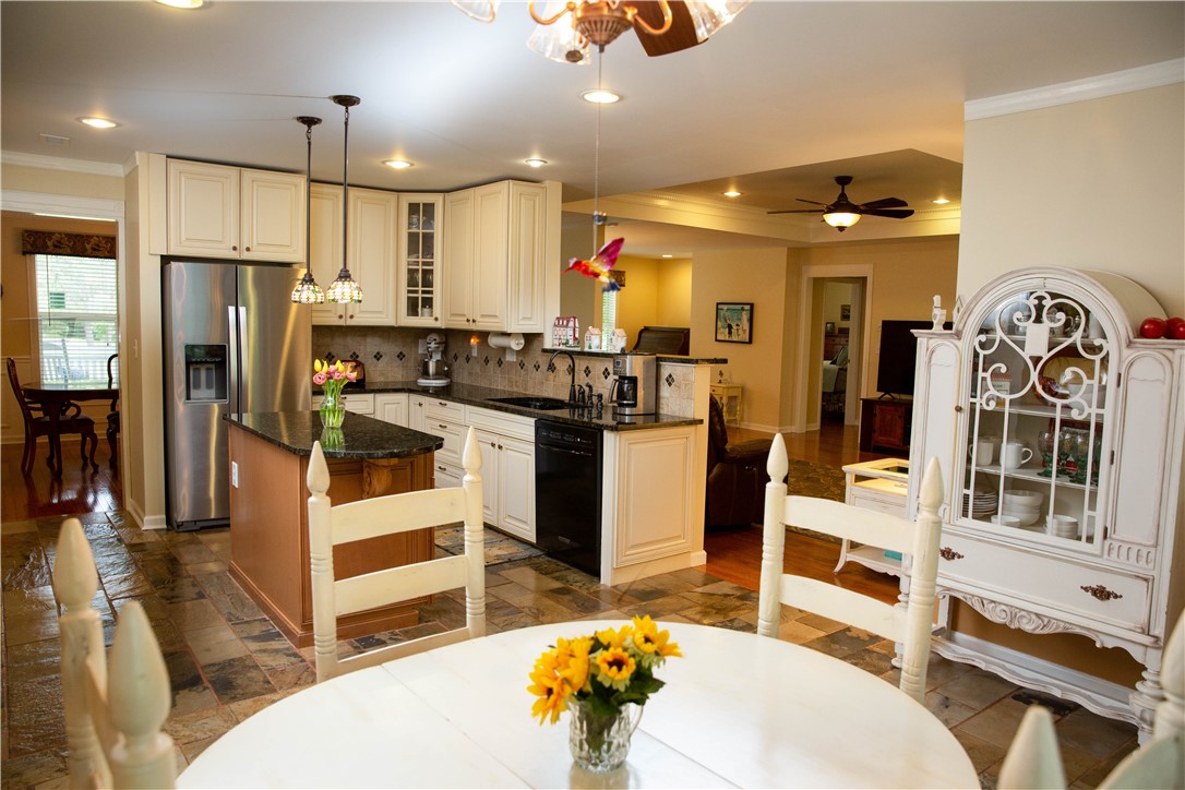 206 Hunters Trail Walhalla, SC 29691 - Photo 16 of 46 Gallery Image 16