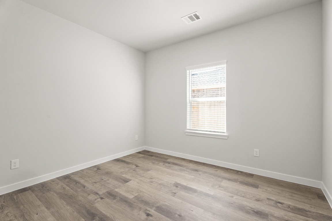 1617 Elm Place Angleton, TX 77515 - Photo 9 of 29 Representative Photo
