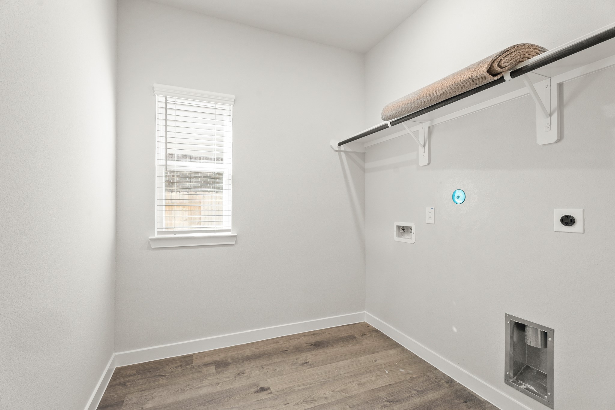 1617 Elm Place Angleton, TX 77515 - Photo 10 of 29 Representative Photo